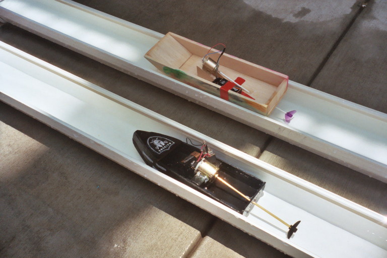 Build a balsa wood boat Dandi